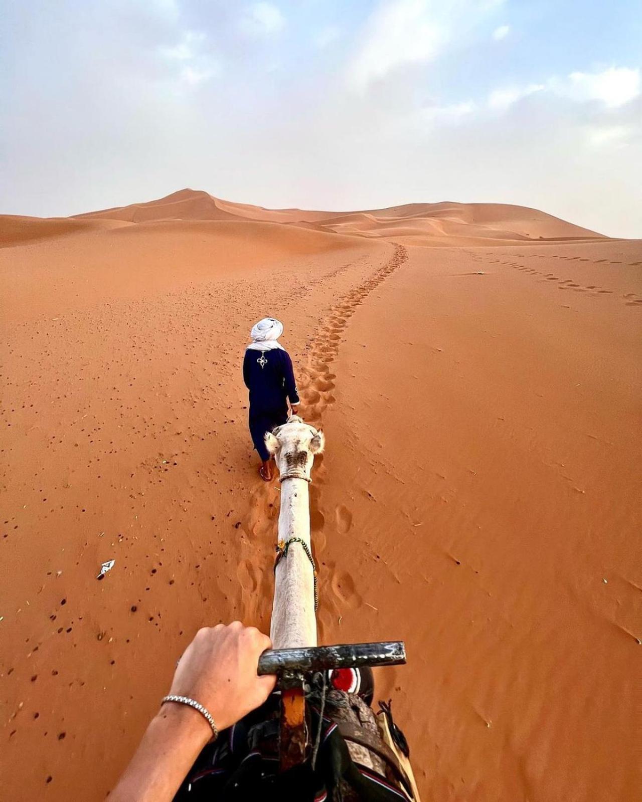 Merzouga Berbers Luxury Camp Exterior photo